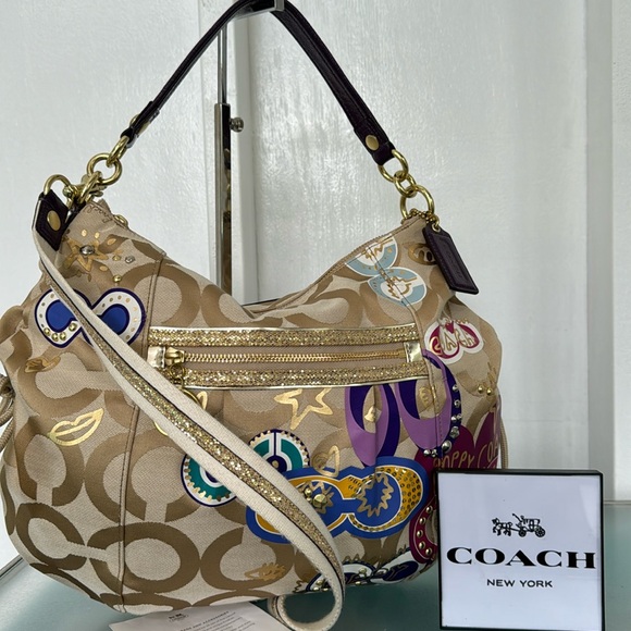 Coach Handbags - Coach Vintage Jazzy Poppy Glamour Signature Crossbody Hobo